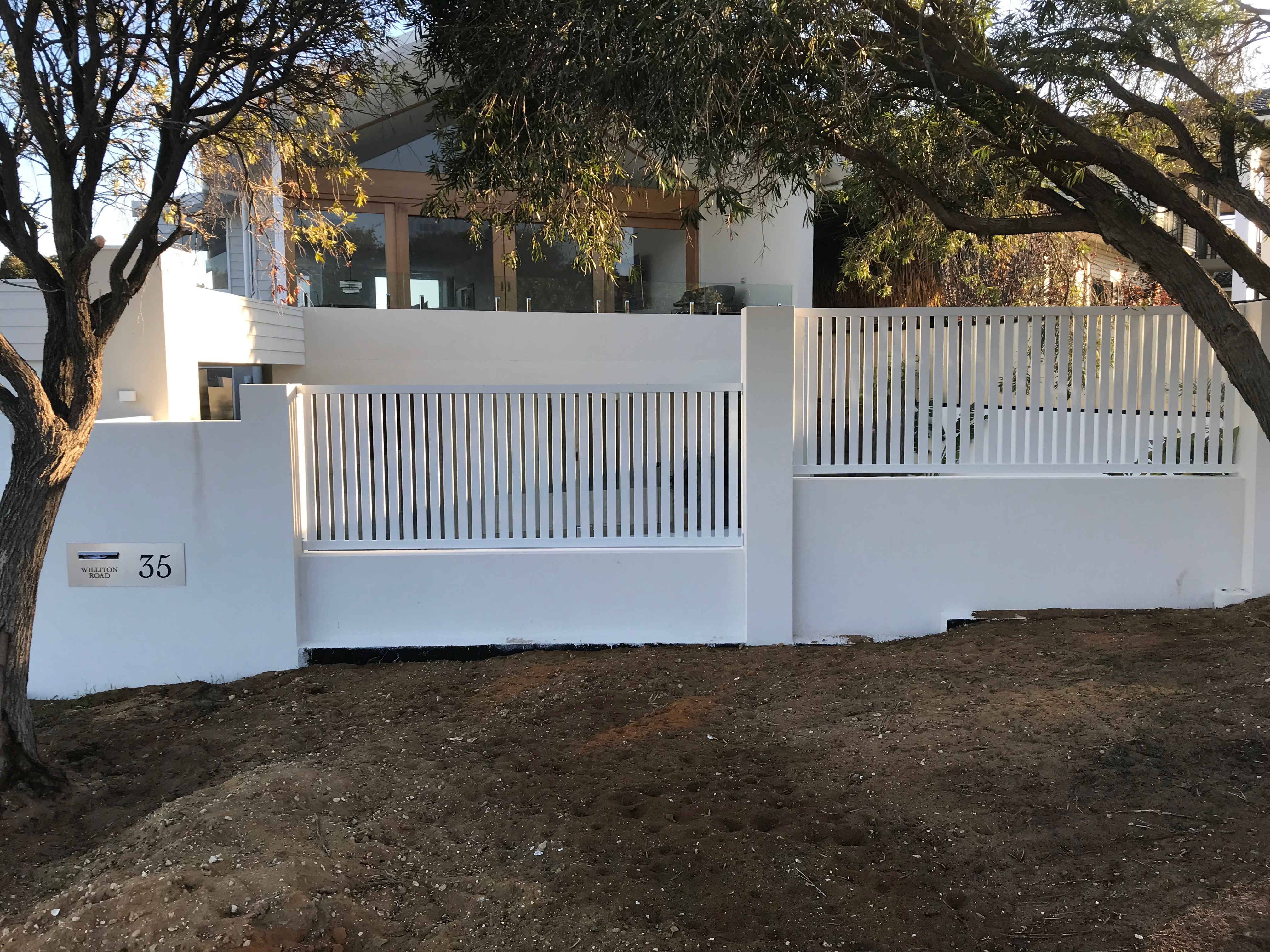picket fence- white - letterbox