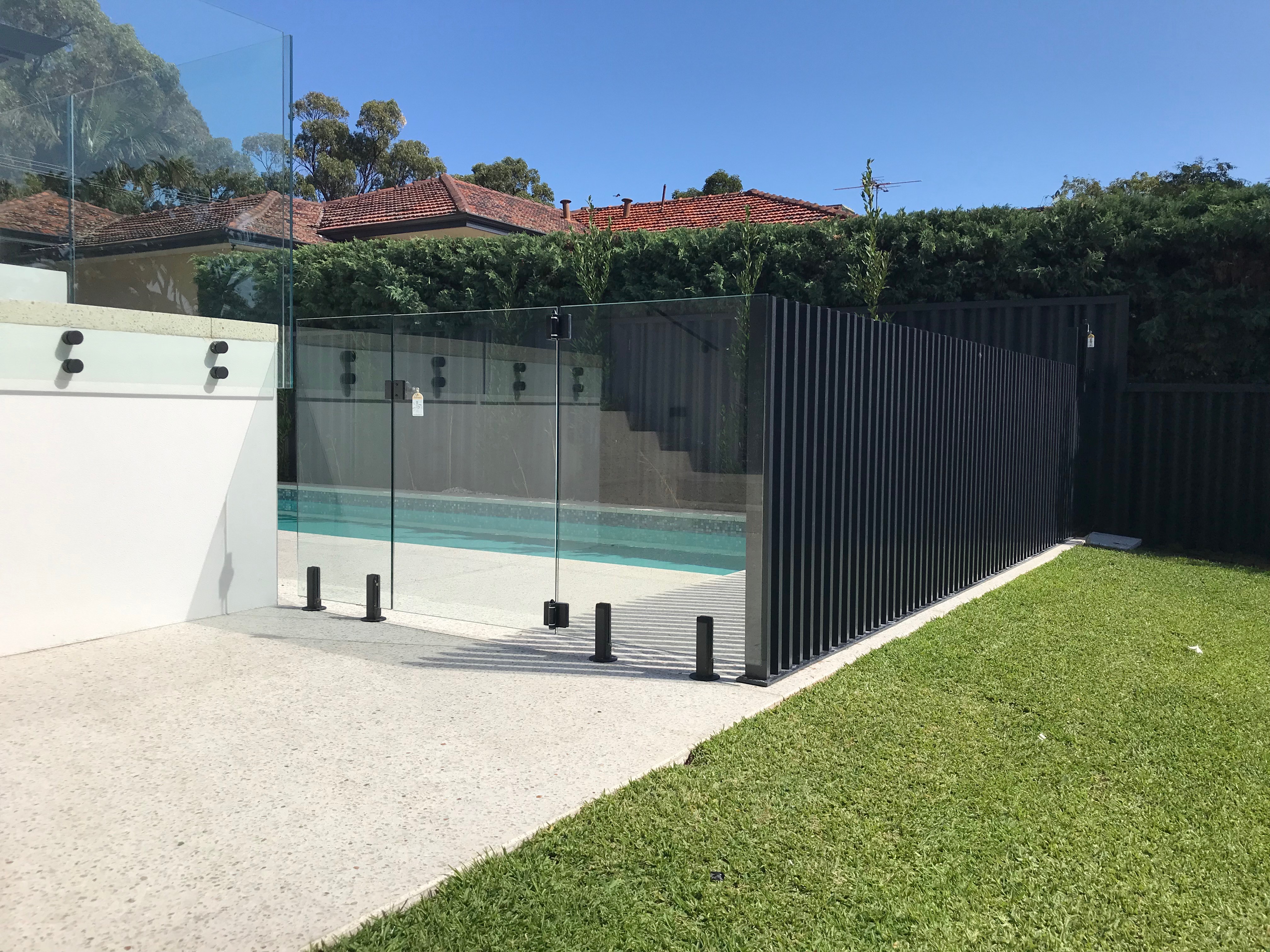 Aluminium and Glass Pool Fencing Combined Fence Spot