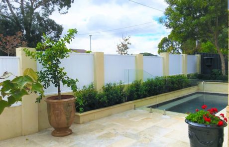 frameless glass pool fencing with aluminium picket fencing