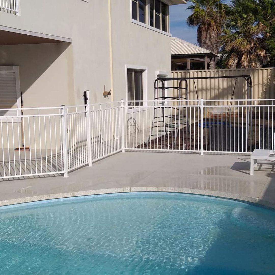 pool fence balcony balustrading